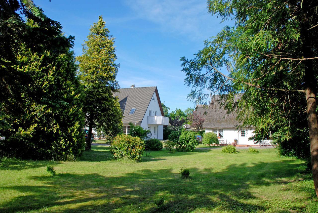 Ferienwohnungen An Der Hagenschen Middelhagen Luaran gambar